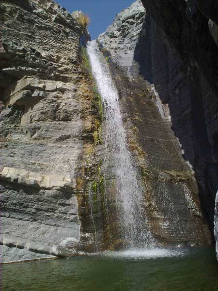 آبشار سرباز